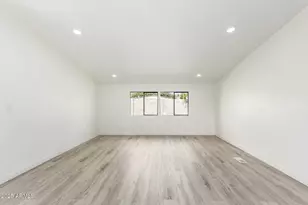 452 E Annette Dr, Phoenix, AZ 85022 - Photo 4