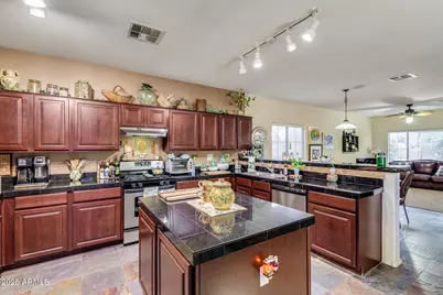 6358 S Legend Court, Gilbert, AZ 85298 - Photo 16