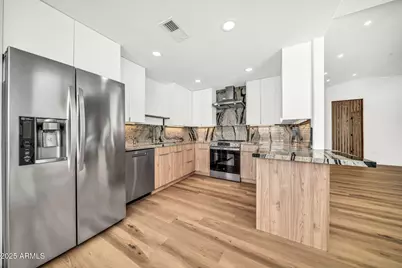 15380 N 100th Street #2126, Scottsdale, AZ 85260 - Photo 12