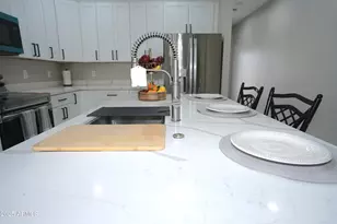 122 S 5th St, Avondale, AZ 85323 - Photo 10