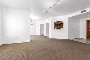 15802 N 71st St, Scottsdale, AZ 85254 - Photo 4