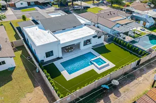 4228 E Avalon Dr, Phoenix, AZ 85018 - Photo 110