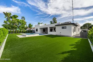 4228 E Avalon Dr, Phoenix, AZ 85018 - Photo 92