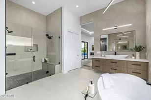 4228 E Avalon Dr, Phoenix, AZ 85018 - Photo 38