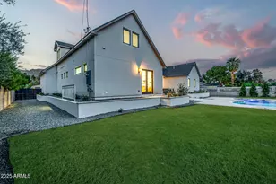 5739 E Calle Del Paisano, Phoenix, AZ 85018 - Photo 42