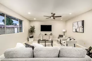 3810 W Yucca St, Phoenix, AZ 85029 - Photo 16