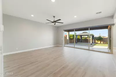 11086 W Hadley Street, Avondale, AZ 85323 - Photo 8