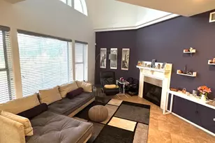 8833 S 51st St, Phoenix, AZ 85044 - Photo 2