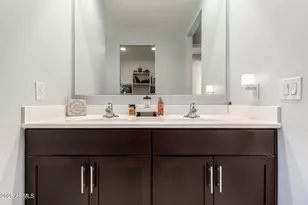 17454 W Red Fox Rd, Surprise, AZ 85387 - Photo 14