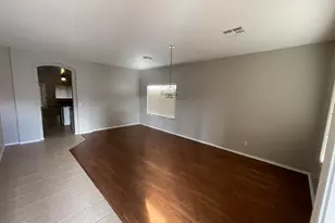 12524 W Adams St, Avondale, AZ 85323 - Photo 2