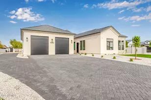 7090 W Celestine Dr, Peoria, AZ 85383 - Photo 4