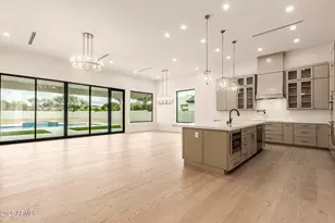 7090 W Celestine Dr, Peoria, AZ 85383 - Photo 10