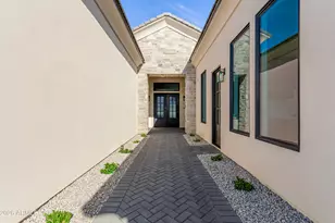 7090 W Celestine Dr, Peoria, AZ 85383 - Photo 10