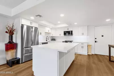 7920 E Camelback Road #212, Scottsdale, AZ 85251 - Photo 4