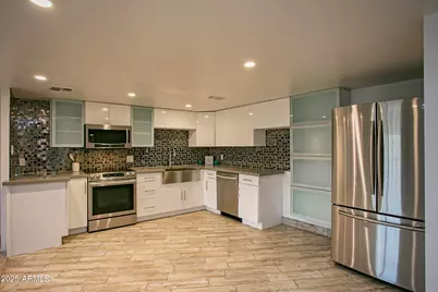 7920 E Camelback Road #504, Scottsdale, AZ 85251 - Photo 2