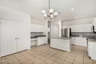 15233 W Jackson Street, Goodyear, AZ 85338 - Photo 20