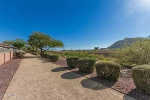 1822 E Patrick Ln, Phoenix, AZ 85024 - Photo 40