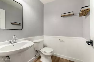 1822 E Patrick Ln, Phoenix, AZ 85024 - Photo 12