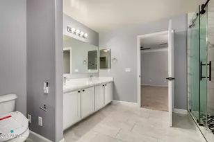 1822 E Patrick Ln, Phoenix, AZ 85024 - Photo 20