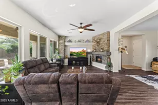 18495 W Paradise Ln, Surprise, AZ 85388 - Photo 12