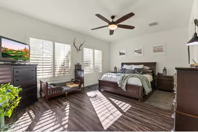 18495 W Paradise Lane, Surprise, AZ 85388 - Photo 10