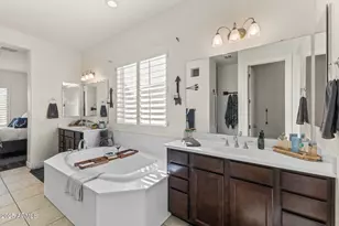 18495 W Paradise Ln, Surprise, AZ 85388 - Photo 12