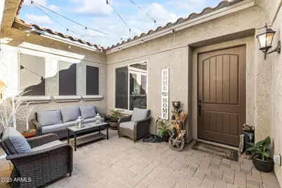 18495 W Paradise Lane, Surprise, AZ 85388 - Photo 2