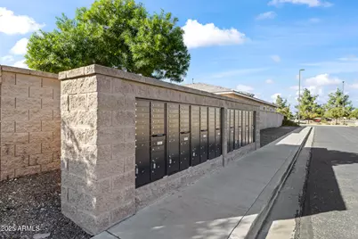 18495 W Paradise Lane, Surprise, AZ 85388 - Photo 34