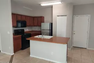 1505 E Chipman Rd, Phoenix, AZ 85040 - Photo 4