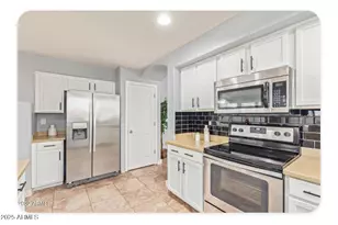 2920 S 256th Dr, Buckeye, AZ 85326 - Photo 4