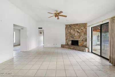 402 E Monte Cristo Avenue, Phoenix, AZ 85022 - Photo 12