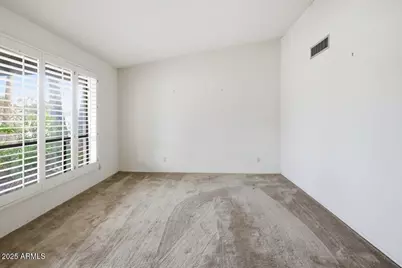 402 E Monte Cristo Avenue, Phoenix, AZ 85022 - Photo 8