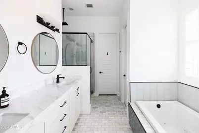 4145 E Campbell Avenue, Phoenix, AZ 85018 - Photo 14