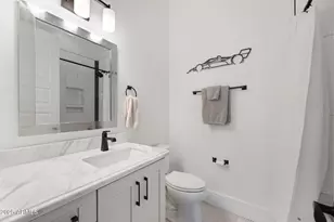 4145 E Campbell Ave, Phoenix, AZ 85018 - Photo 16