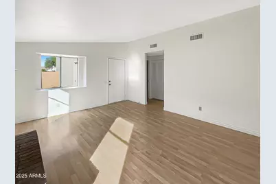 2015 N Villas Lane, Chandler, AZ 85224 - Photo 8