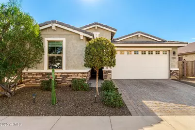 549 E Balao Drive, Phoenix, AZ 85085 - Photo 2