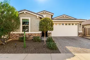 549 E Balao Dr, Phoenix, AZ 85085 - Photo 2