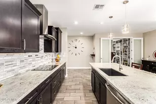 549 E Balao Dr, Phoenix, AZ 85085 - Photo 14