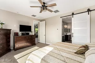 549 E Balao Dr, Phoenix, AZ 85085 - Photo 16