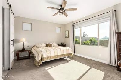 549 E Balao Drive, Phoenix, AZ 85085 - Photo 18