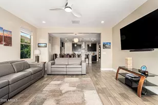 549 E Balao Dr, Phoenix, AZ 85085 - Photo 8