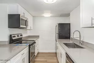 600 S Dobson Rd, Mesa, AZ 85202 - Photo 18