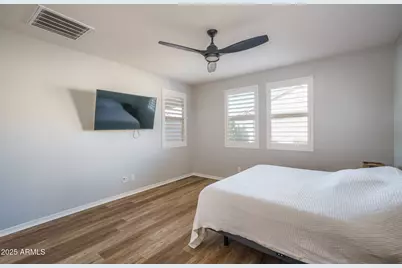 16118 W Sand Hills Road, Surprise, AZ 85387 - Photo 10