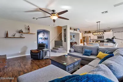 9022 W Ross Avenue, Peoria, AZ 85382 - Photo 18