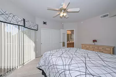 9151 W Greenway Road #113, Peoria, AZ 85381 - Photo 18