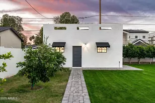 4208 N 41st Pl, Phoenix, AZ 85018 - Photo 32