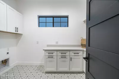 4208 N 41st Place, Phoenix, AZ 85018 - Photo 28