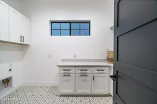 4208 N 41st Pl, Phoenix, AZ 85018 - Photo 28