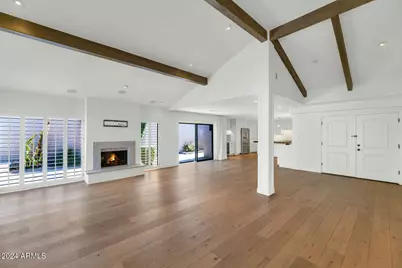 7328 E Krall Street, Scottsdale, AZ 85250 - Photo 2