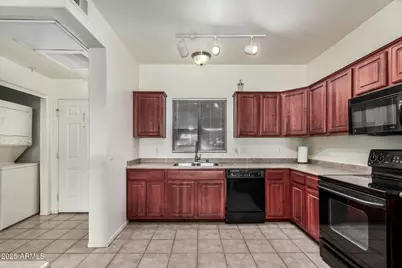 920 E Devonshire Avenue #2020, Phoenix, AZ 85014 - Photo 12